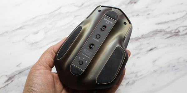 Imagen adjunta: logitech-mx-master-2.jpg